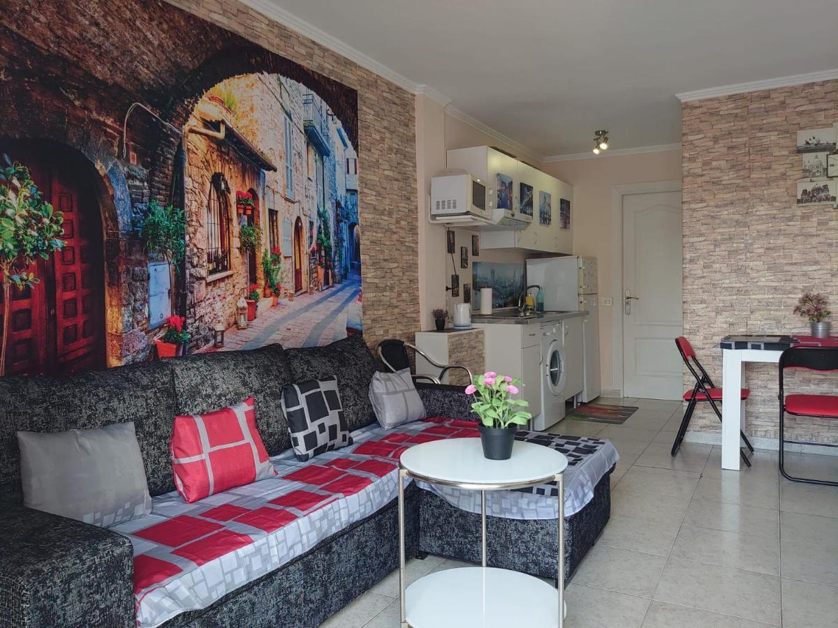 Apartment Floritas *